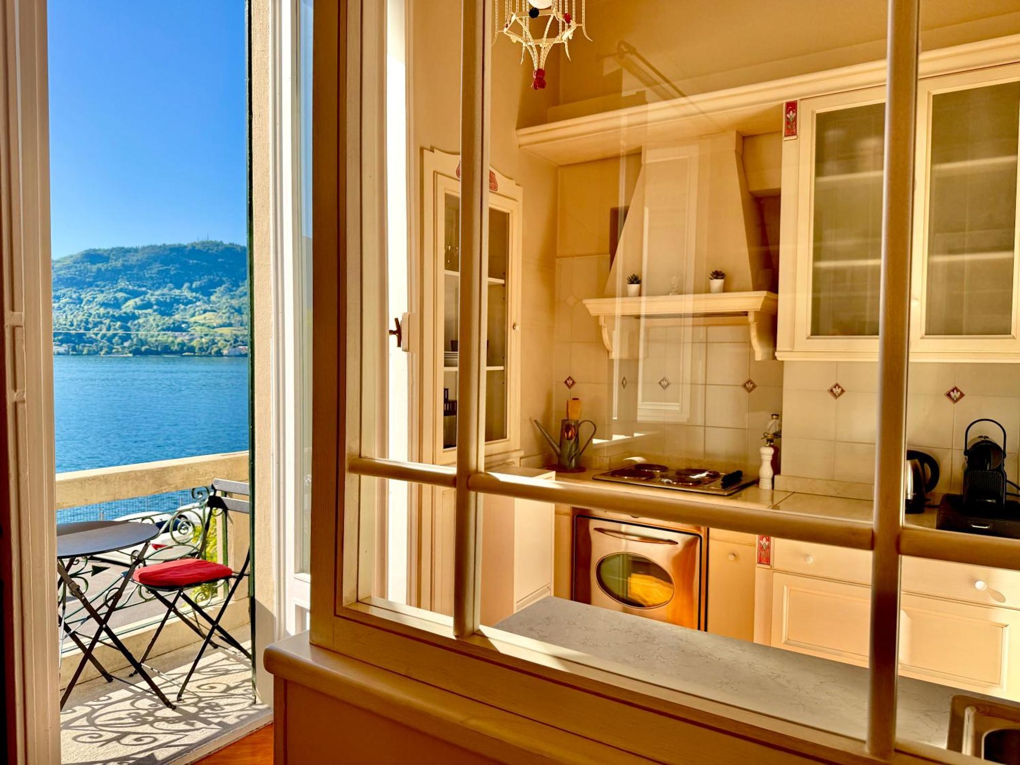 Belle Ile Lake View Suite Cadenabbia Exterior foto